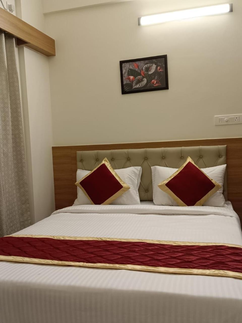 Krishna Inn Bangalore Exterior foto